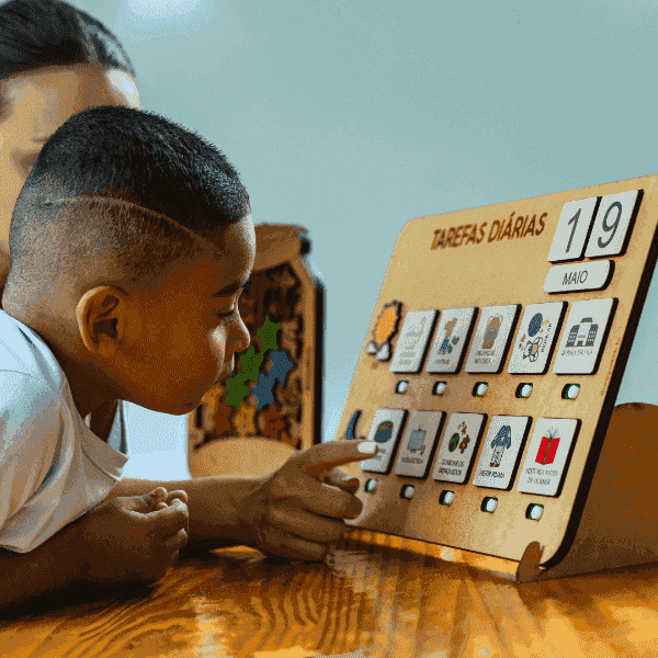Quadro de Tarefas Diárias TaskBoard Kids – Organização Divertida